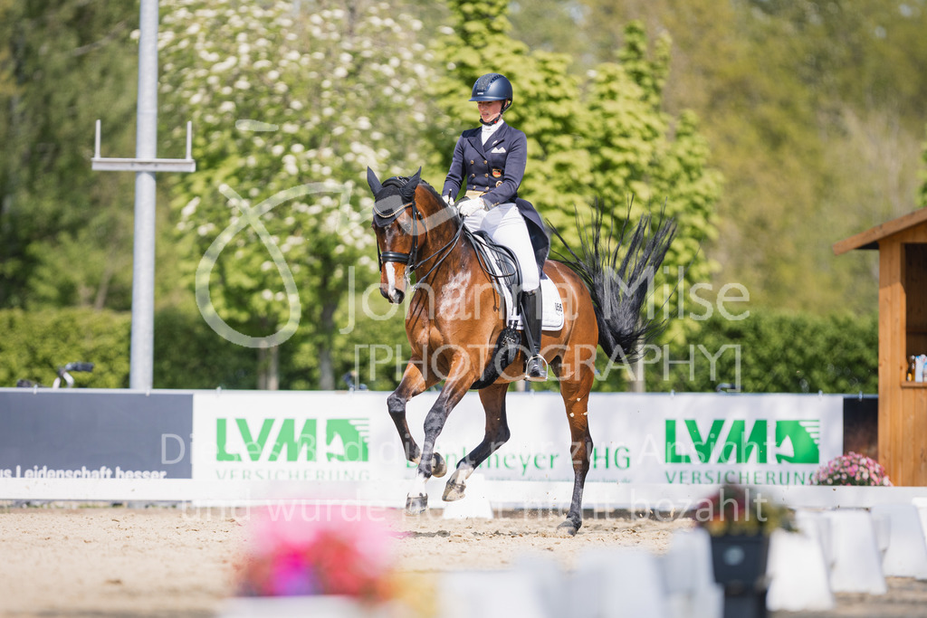 220501_Delbrück_S3St-Dressur-106 | Dressurfestival Delbrück 
01.05.2022
Dressurprüfung Kl. S***, Intermediaire II