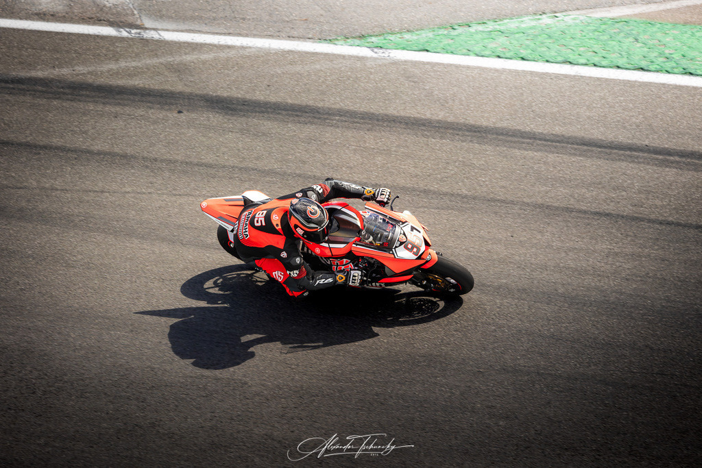 Ducati Trackday Hockenheimring 2026 | Entdecken Sie die faszinierende Welt von Alexander Tschuncky Arts: Kreative Fotografie, atemberaubende Automobilkunst und hochwertiger Bilderdruck. Lassen Sie sich inspirieren! - Realisiert mit Pictrs.com
