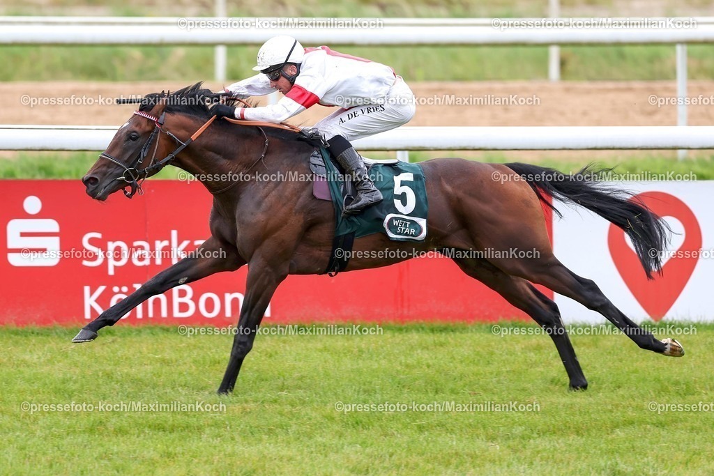 Koe16062499026 | Narrativo siegt unter Adrie de Vries im Sparkasse KölnBonn 189. Union-Rennen - Gr.2 am 16.06.2024 Renntag in Köln. Copyright by Marc Ruehl - Veroeffentlichung nur gegen Honorar (zzgl.MwSt), Namensnennung und Beleg, Bank Routing Number: BIC GENODED1PAF, Bank Account Number: IBAN DE04 3706 2600 1201 6180 17, Steuer-Nr.: 203/5266/0306, Ust_Id_Nr.: De 122081417, Zur Gaulshuette 29, 50181 Bedburg, Phone: +49-(0)2272-83351, www.marcruehl.com, info@marcruehl.com, No Model Release, Abtretung von Persoenlichkeitsrechten der abgebildeten Person/Personen liegen nicht vor. Speichern in Bilddatenbanken oder Vervielfaeltigung ist ohne schriftliche Genehmigung nicht gestattet.
