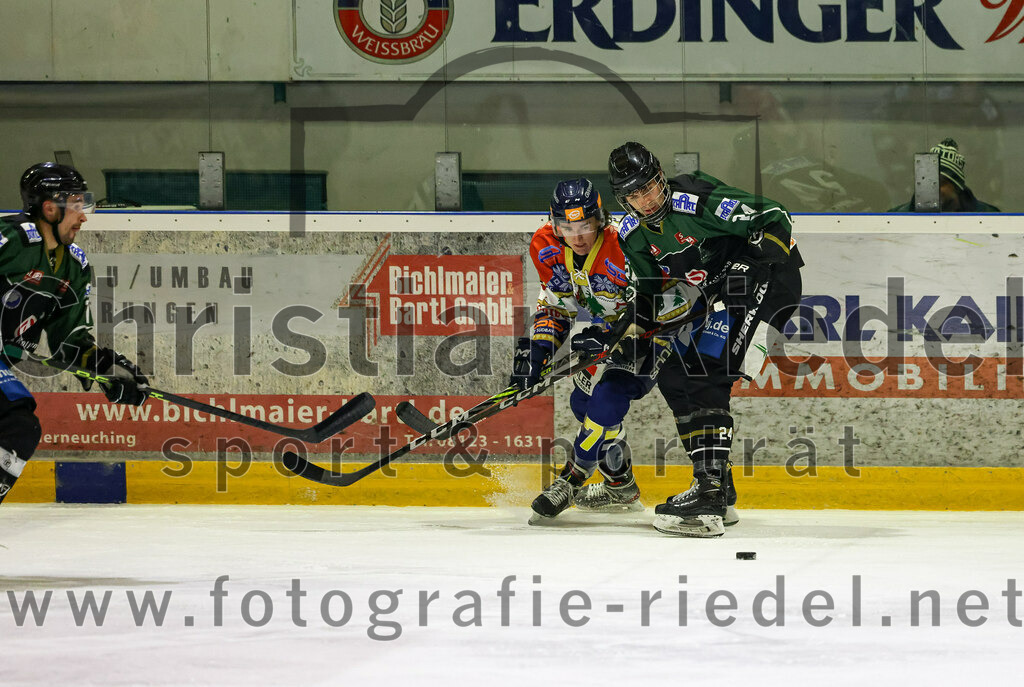 2022-12-09_116_TSV_Erding_gegen_EHC_Waldkraiburg | Erding, Deutschland, 09.12.2022:
Eishockey, Bayernliga 2022 / 2023, 19. Spieltag, TSV Erding gegen EHC Waldkraiburg, Endergebnis: 9:2

Foto: Christian Riedel / fotografie-riedel.net