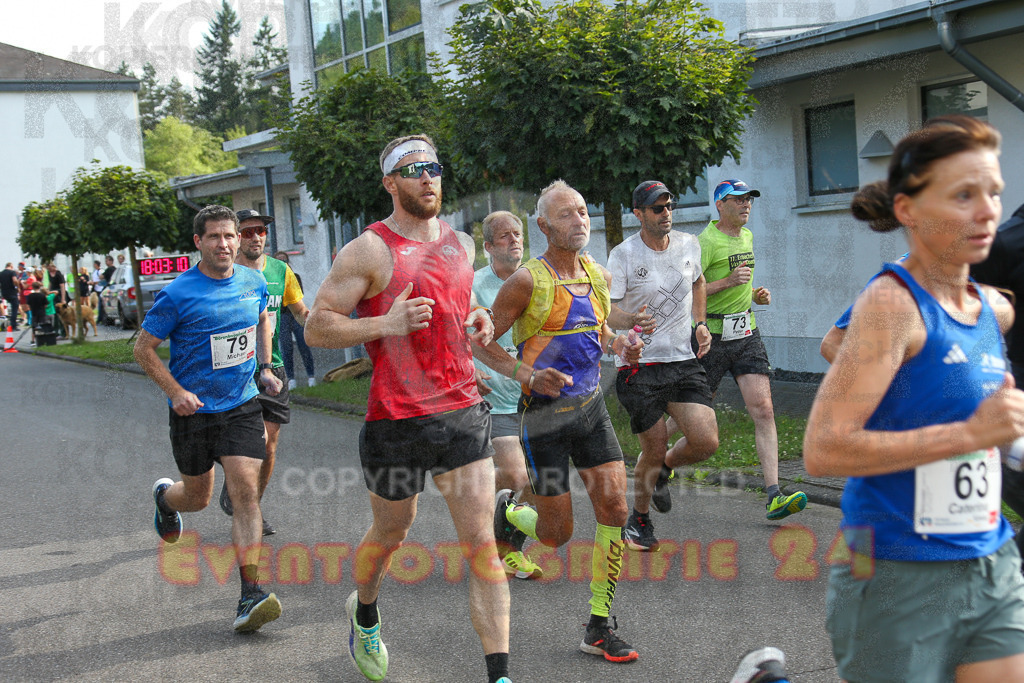 250801_1803_EX1_6298 | Sportfotografie im Rhein-Sieg Kreis, Köln, Bonn, NRW, Rheinland Pfalz, Hessen, etc. Unser Tätigkeitsfeld umfasst den Laufsport vom Volkslauf über den Marathon, Duathlon, Triathon bis zum Ultralauf wie Kölnpfad Ultra oder Schindertrail.