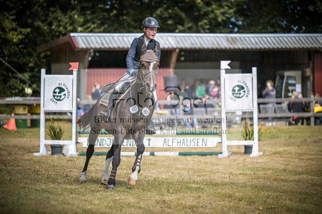 DOS_0762 | Entdecke hochwertige Reitturnierfotos von Foto Oger. Professionell, emotional und authentisch – jetzt Lieblingsmomente im Shop bestellen. - Realisiert mit Pictrs.com