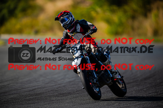 MaZZes_FotoMatrix_220813_2197 | S4