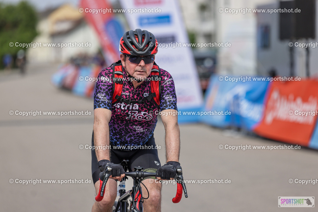 VJ__0029 | Neusiedlersee Radmarathon 2026@sportshot_your_pictrs #yourpictures#roadtowm2029 #nrm #neusiedlerseeradmarathon #neusiedlersee #neusiedlerseetourismus #burgenland #mörbisch #nrm26 #burgenlandtourismus #voglundco #poweredbyburgenlandtourismus #radsport #rad #marathon #ucigranfondo #visitburgenland #ucigranfondoworldseries