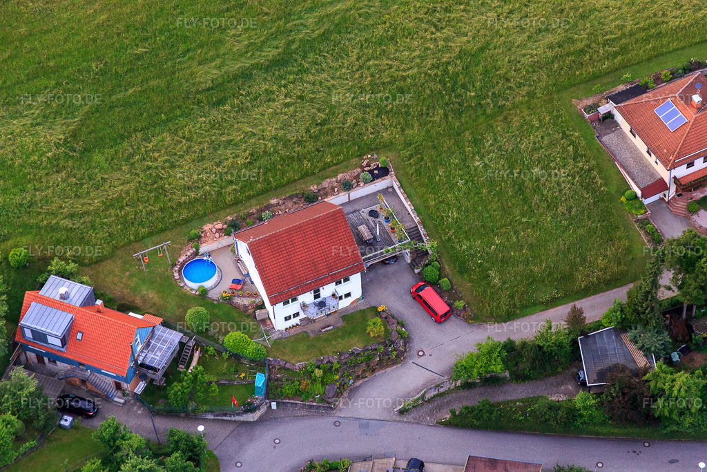 Luftbild: Brombacher Straße im Ortsteil Brombach in Eberbach im Bundesland Baden-Württemberg in Deutschland. Foto: IMG_089464.jpg vom 10.06.2016 durch Werner Riehm/FLY-FOTO.de