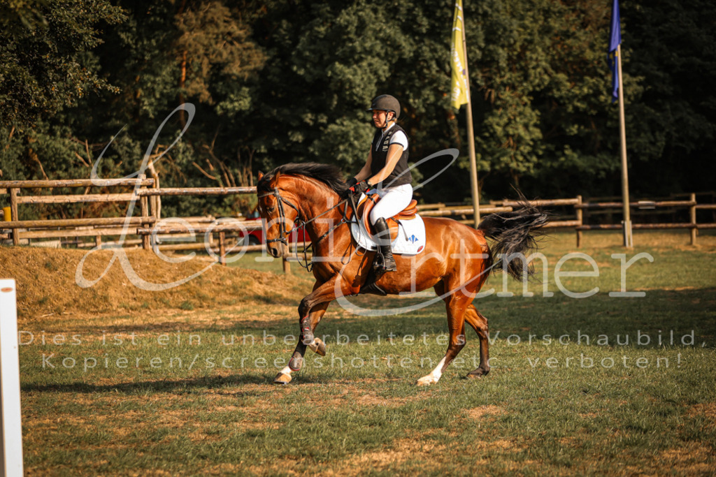 18.FrSpA00110 | Leoni Ertmer Photography - Realisiert mit Pictrs.com