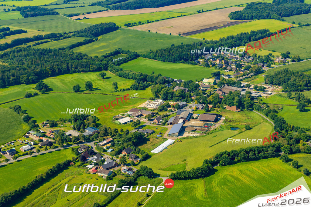 Luftaufnahme der Stadt Hamweddel - Die Luftaufnahme wurde 2025 vom UL-Flugzeug heraus erstellt ( keine Drohne ) - Hochauflösende Luftaufnahme - für professionelle Ausdrucke geeignet. Die Geschenkidee !Hier alle&nbsp;Infos zur Lizenzierung der LuftaufnahmeWir fliegen auch dieses Jahr wieder in Ihre Region um Luftbilder zu erstellen.- Luftbild anfragen