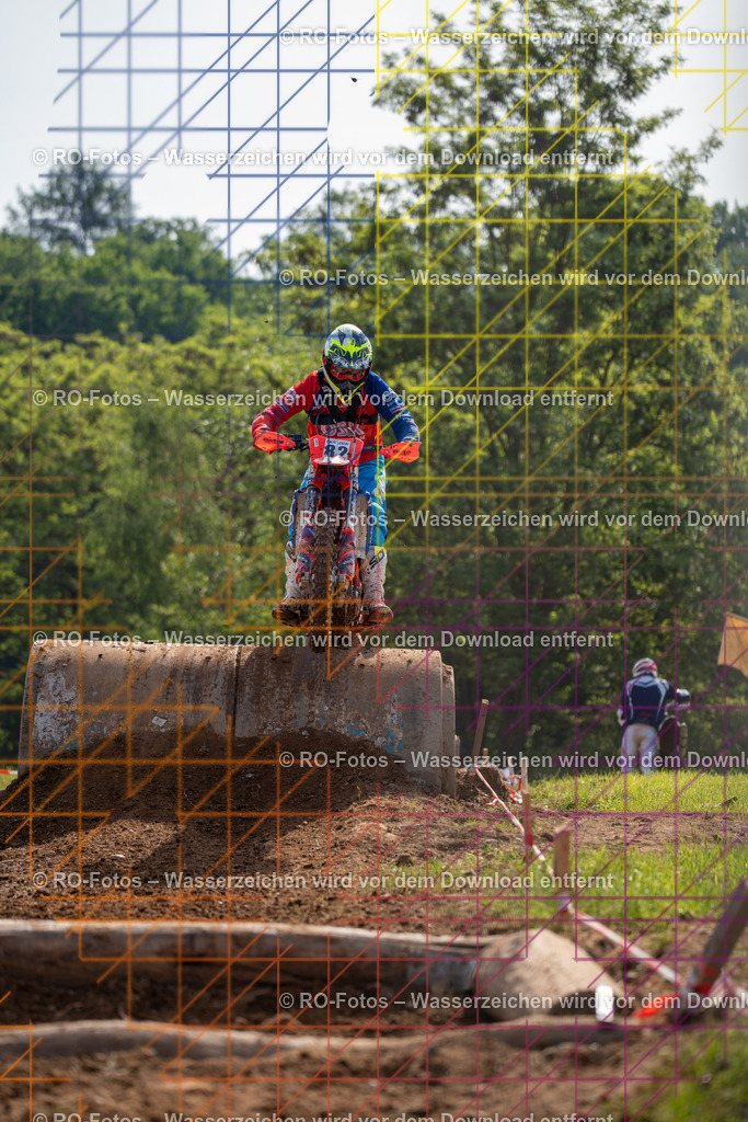 Wolfshausen 4 Lauf -360 | Sportfotografie von RO-Fotos: Motorsport, Motocross, Enduro, Laufveranstaltungen und Triathlon. Professionelle Fotos von Sportlern und Events. - Realisiert mit Pictrs.com