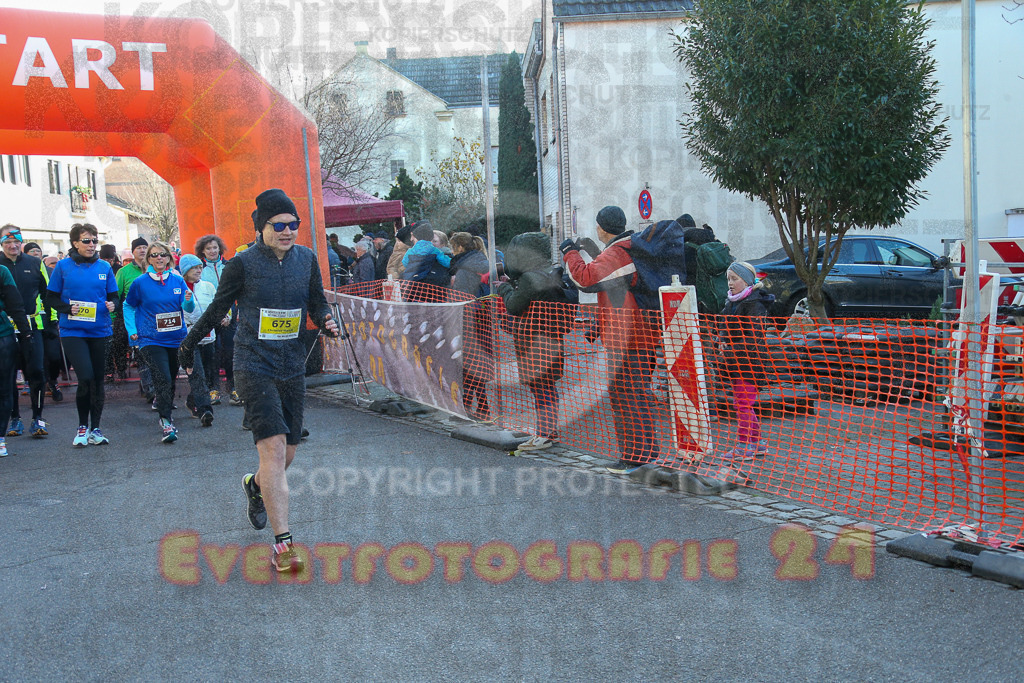 241201_1033_EX1_8252 | Sportfotografie im Rhein-Sieg Kreis, Köln, Bonn, NRW, Rheinland Pfalz, Hessen, etc. Unser Tätigkeitsfeld umfasst den Laufsport vom Volkslauf über den Marathon, Duathlon, Triathon bis zum Ultralauf wie Kölnpfad Ultra oder Schindertrail.