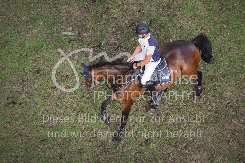 230715_LC_M2-SprmstAnf-713 | Deine schönsten Turniermomente als professionelle Fotos! Entdecke hochwertige Pferdesport-Fotografie im Online-Shop. Jetzt Fotos finden & bestellen!