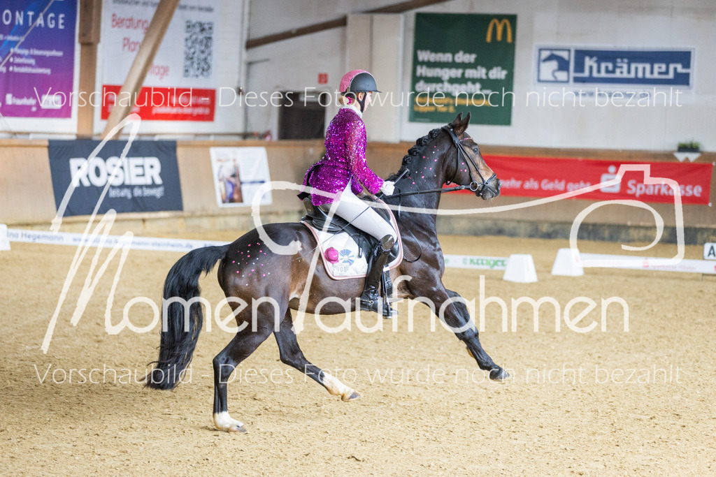Sth-LPO25-L-Kür-015 | MomenTaufnahmen Pferdesportfotos
