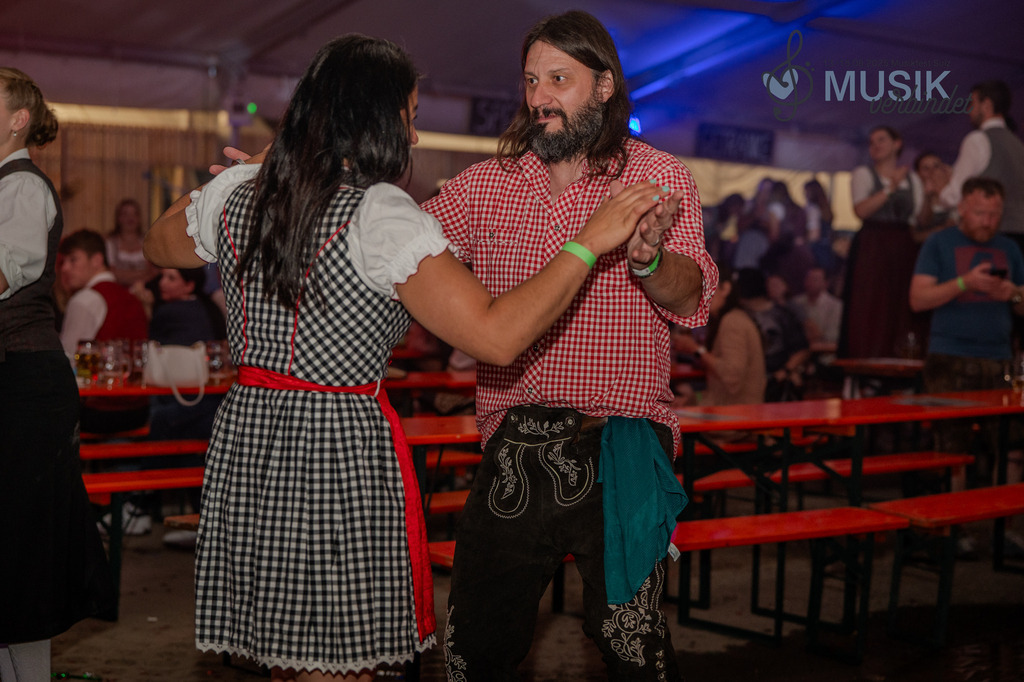 DSC_5092 | "Fussifoto.com – Ihr Ansprechpartner für hochwertige Fotografie! Entdecken Sie kreative Bilder und professionelle Dienstleistungen. Kontaktieren Sie uns für Ihre Projekte!"