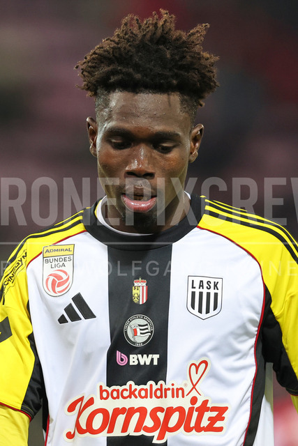 Austrian Bundesliga: Grazer AK 1902 vs LASK | GRAZ, AUSTRIA, 13.DEC.25 - SOCCER - ADMIRAL Bundesliga, Grazer AK 1902 vs LASK. The image shows Modou Keba Cisse (Lask).