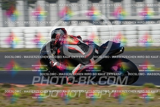 2023_09_11_PBK_14199 | Sportfotografie; SlowMotion; Video; Rennstrecke; Hafeneger; RSE; Speer; Trackday; Motorsportarena; Hockenheimring; Brno; Most; Barcelona; Valencia, Benny; Kaetzmer;