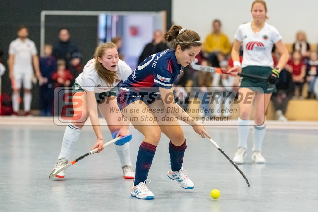 HK_20230107_102217 | 1. Bundesliga ( Halle ) Damen Düsseldorfer HC -  Crefelder HTC am 7.1.2023 Düsseldorfer HC, Düsseldorf , 
Clara Ycart ( Düsseldorfer HC #10 )
