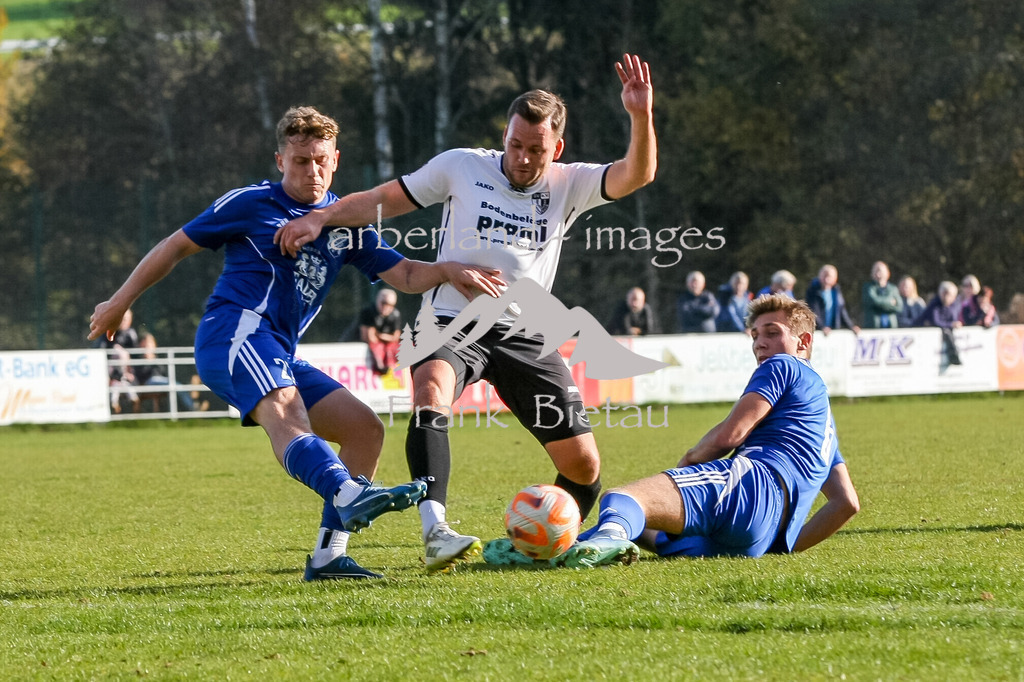 993T9838 | mitte, Nico Karl