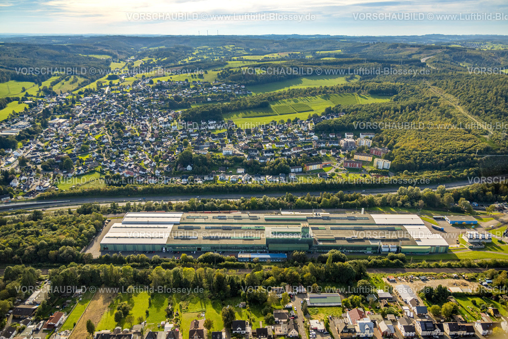 Kreuztal230911534 | Luftbild, thyssenkrupp Steel Europe Werksgelände Fellighausen, Wohngebiet Ortsteil Fellighausen am Wald, Kreuztal, Siegerland, Nordrhein-Westfalen, Deutschland