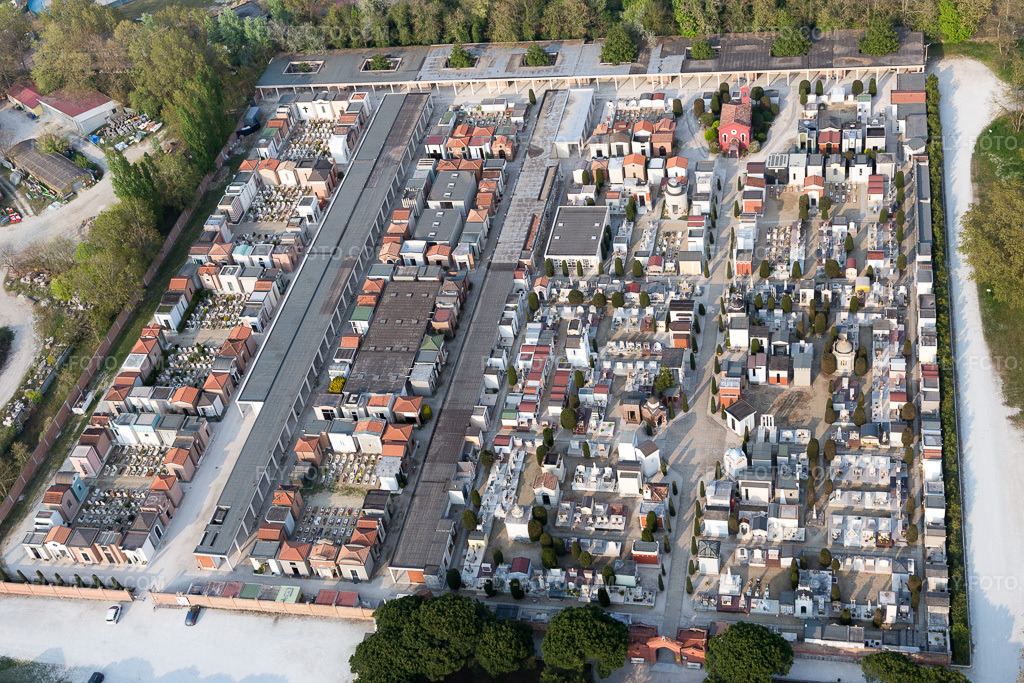 Aerial view: View of the town in Cesenatico in the state Forlì-Cesena, Italy.Photo: IMG_098448.jpg taken on 04/05/2017 by Werner Riehm/FLY-FOTO.comResolution of the original: 5472 x 3648 px