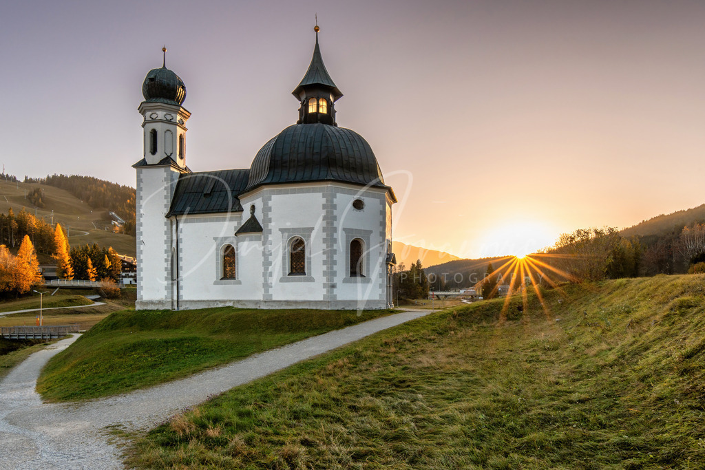 Seefeld | Seekirch und herbstlicher Sonnenuntergang