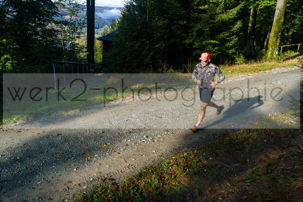Herbstlauf 2024 | Rennsteig-Herbstlauf von Neuhaus am Rennweg nach Masserberg am 6. Oktober 2024