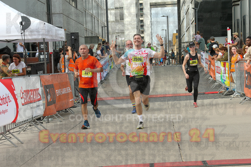250920_1523_EX1_9180 | Sportfotografie im Rhein-Sieg Kreis, Köln, Bonn, NRW, Rheinland Pfalz, Hessen, etc. Unser Tätigkeitsfeld umfasst den Laufsport vom Volkslauf über den Marathon, Duathlon, Triathon bis zum Ultralauf wie Kölnpfad Ultra oder Schindertrail.