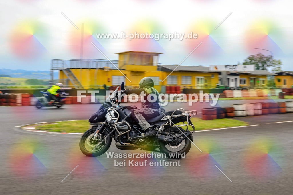 OBK-5601 | Hier findet Ihr Bilder von Touristenfahrten auf der Nürburgring Nordschleife oder von anderen Veranstaltungen die ich besucht habe. Viel Spass beim Durch Schauen 