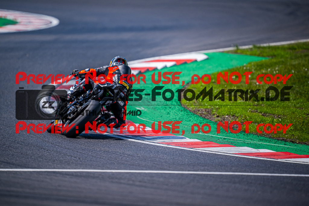 MaZZes_FotoMatrix_220507_96418 | Fotograf Mathias Schmid
Sportfotograf,
Eventfotograf,
Hochzeitsfotograf,
Portraitfotograf