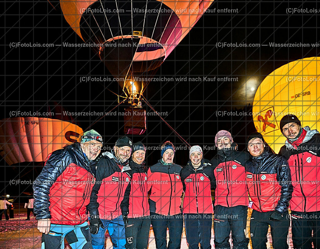ALP8209_Nacht der Ballone_Bergrettung Lackenhof | (C)FotoLois.com, Alois Spandl. NACHT DER BALLONE im Weitental vor der Ötscherlift-Talstation, Ballonsportclub Ötscherland & Ötscher Tourismusverband, Do 28. Dez. 2023.