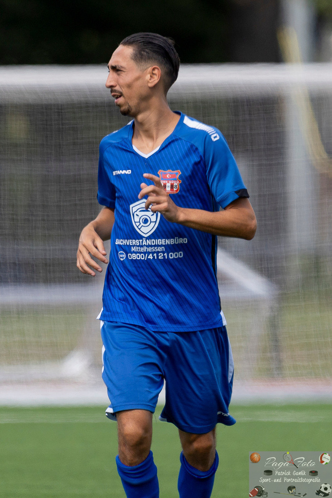 Testspiel: Spvgg. 03 Fechenheim - Türk Gücü Friedberg, 13.07.2024 | Kamil Yikilmaz (Türk Gücü Friedberg #7), Freisteller, Portrait / Porträt, Spvgg. 03 Fechenheim - Türk Gücü Friedberg, Frankfurt am Main, Sportanlage Birsteiner Straße, 13.7.2024 - Realisiert mit Pictrs.com