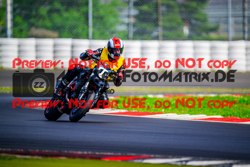 MaZZes_FotoMatrix_240717_6007705_2-192 | INST