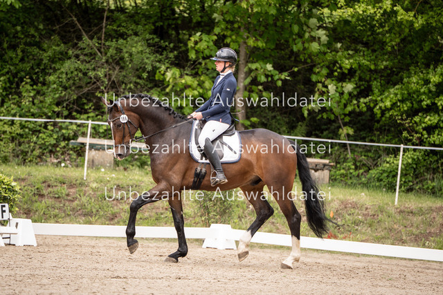 Bad_Meinberg_03088 | saradresslerfotografie - Realisiert mit Pictrs.com