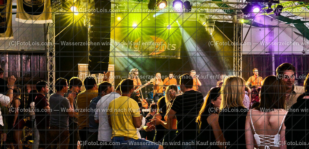 ALP5613_VOLKSFEST_Bieranstich_Musik Die HIGHLIGHTS | (C)FotoLois.com, Alois Spandl, BIERANSTICH im Festzelt beim WIESELBURGER VOLKSFEST mit den TSCHECHEN als Vorband und dem Auftritt von Die HIGHLIGHTS, Mi 28. Juni 2023.