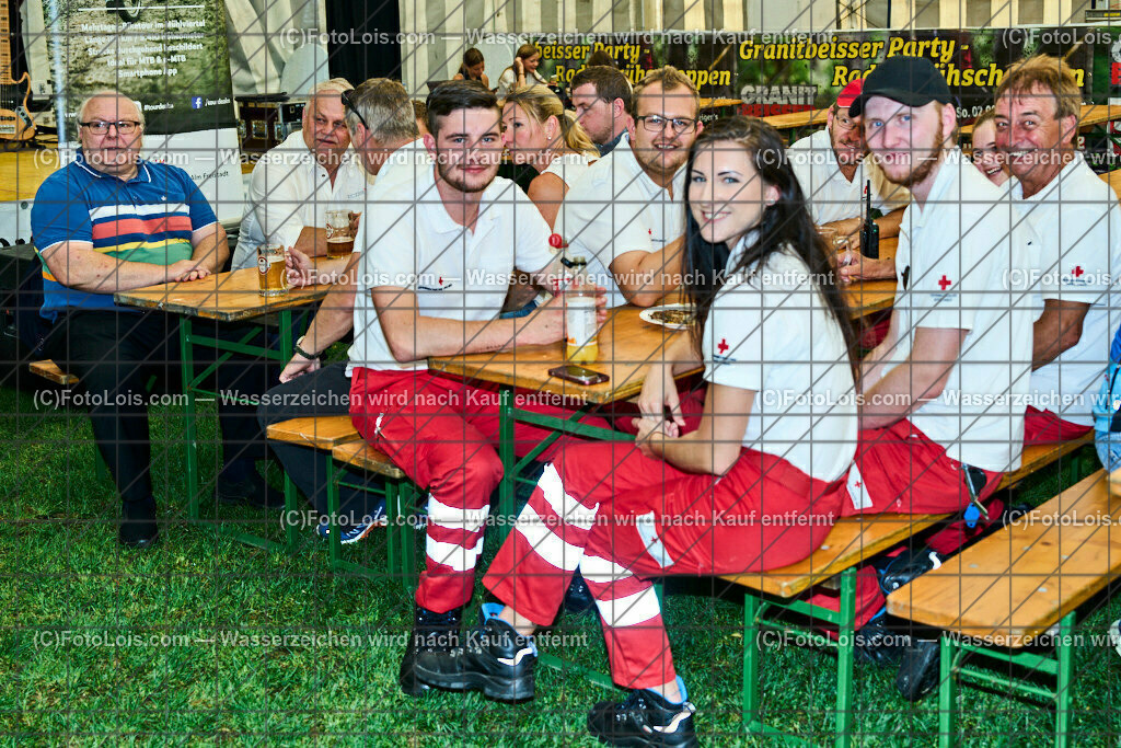 ALP7995_XXIX_GRANITBEISSER_Siegerehrung_Rotes Kreuz | (C)FotoLois.com, Alois Spandl, 29. GRANITBEISSER - Mountainbike-Marathon in St. Georgen am Walde, Start/Ziel/Siegerehrung, Sa 2. September 2023.