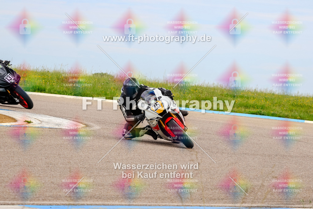 MotoTeam-2652 | Hier findet Ihr Bilder von Touristenfahrten auf der Nürburgring Nordschleife oder von anderen Veranstaltungen die ich besucht habe. Viel Spass beim Durch Schauen 