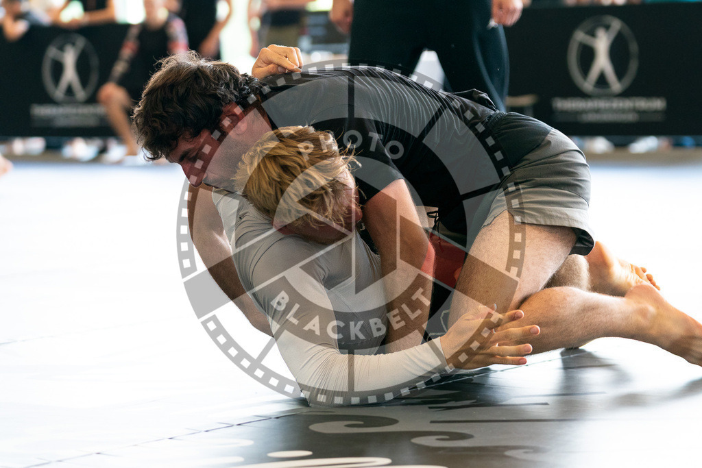 20250628PBB5304 | Athletes compete during the ILLCS X, International Luta Livre Championship Summer Edition on June 28, 2025 in Hannover, Germany. © Chiara Dazi / photoblackbelt