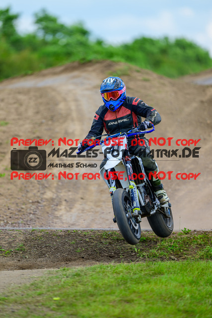 MaZZes_FotoMatrix_240622_6007705_0255 | UE40