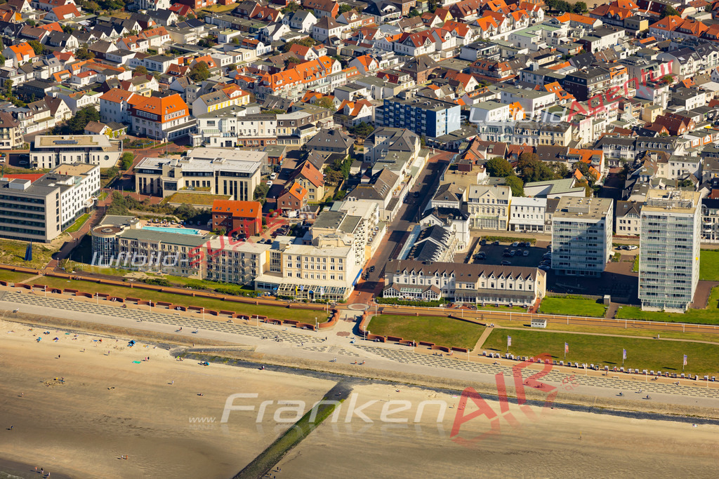 Aktuelles Luftbild von  Norderney - Die Luftaufnahme wurde 2022 mittels UL-Flugzeug erstellt ( keine Drohne ) - hochauflösende Kamera-Systeme von  Canon -Beste Qualität - Für grossformatige Ausdrucke geeignet. Die Geschenkidee !