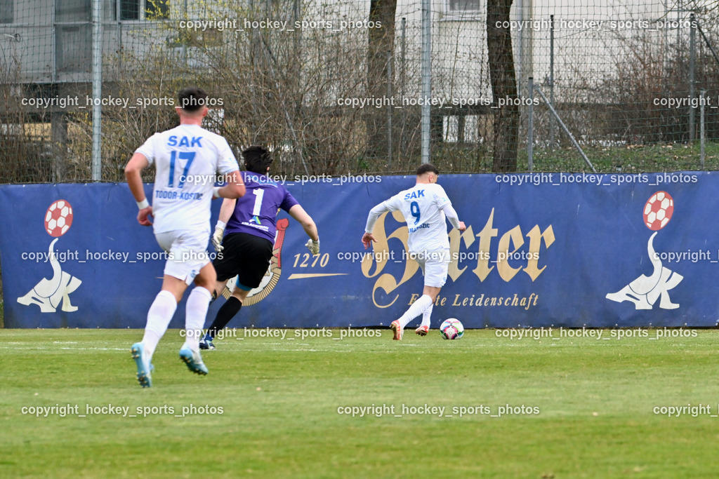 SAK vs. VST Völkermarkt | #1 Florian Alexander Zitterer VST Völkermarkt, #9 Sinan Samardzic SAK, #17 Timo Todor-Kostic SAK, SAK vs. VST Völkermarkt, SAK vs. VST Völkermarkt am 21.03.2026 in Klagenfurt (Sportpark Welzenegg), Austria, (Photo by Bernd Stefan)