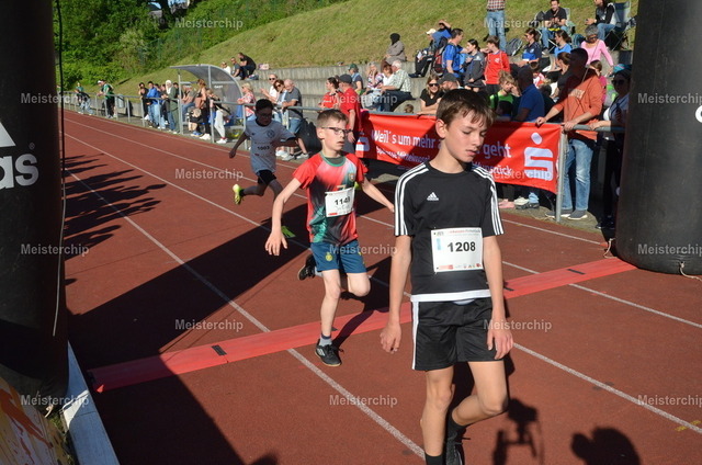 18-04-04_ | Meisterchip Fotoshop - Realisiert mit Pictrs.com