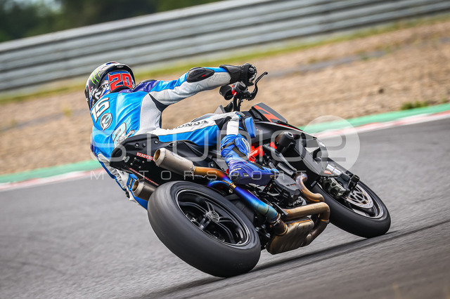 0015-260630MM-012_15 | Deine Full-Service-Agentur für ✔️Videoproduktionen und ✔️Motorsportfotografie Jetzt Angebot anfragen!