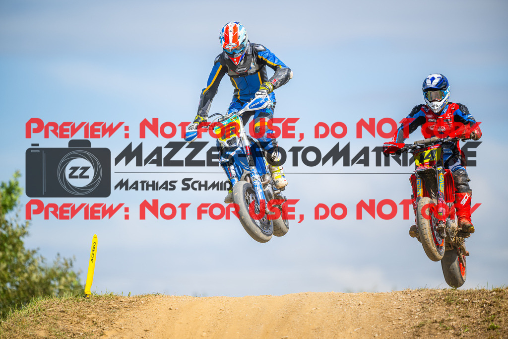 MaZZes_FotoMatrix_240713_6007705_0971 | S1