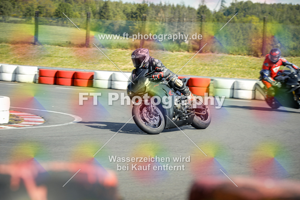 OBK_Mai_Justin_Uwe-10485 | Hier findet Ihr Bilder von Touristenfahrten auf der Nürburgring Nordschleife oder von anderen Veranstaltungen die ich besucht habe. Viel Spass beim Durch Schauen 