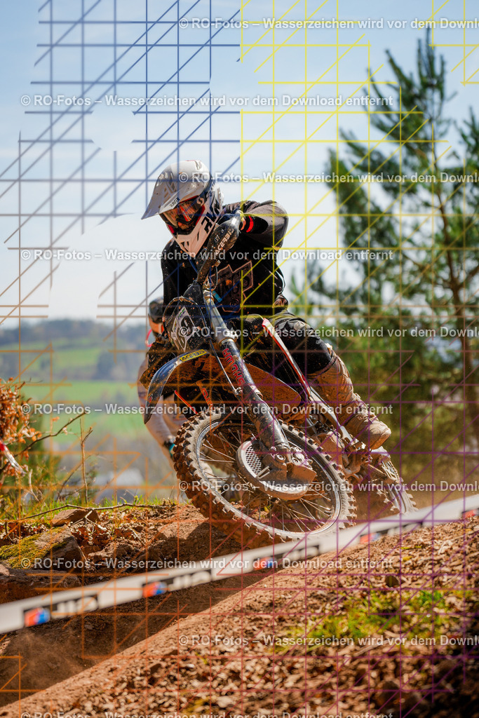2 Lauf Mernes-965 | Sportfotografie von RO-Fotos: Motorsport, Motocross, Enduro, Laufveranstaltungen und Triathlon. Professionelle Fotos von Sportlern und Events. - Realisiert mit Pictrs.com