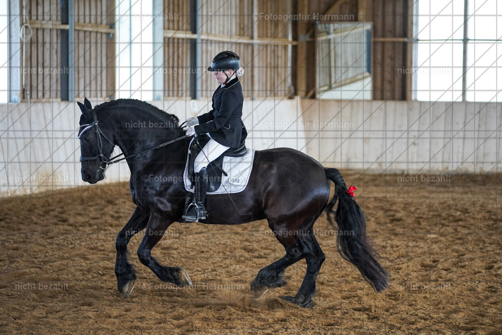 20230518-FAH03669 | Frühjahrsturnier, landberg am Lech, 2023, Reitclub Landsberg, Turnierbilder, Fotos Turnier Landsberg, Fotoagentur Herrmann, Turnierfotografen Bayern, reitsport Fotograf, Pferde Fotograf