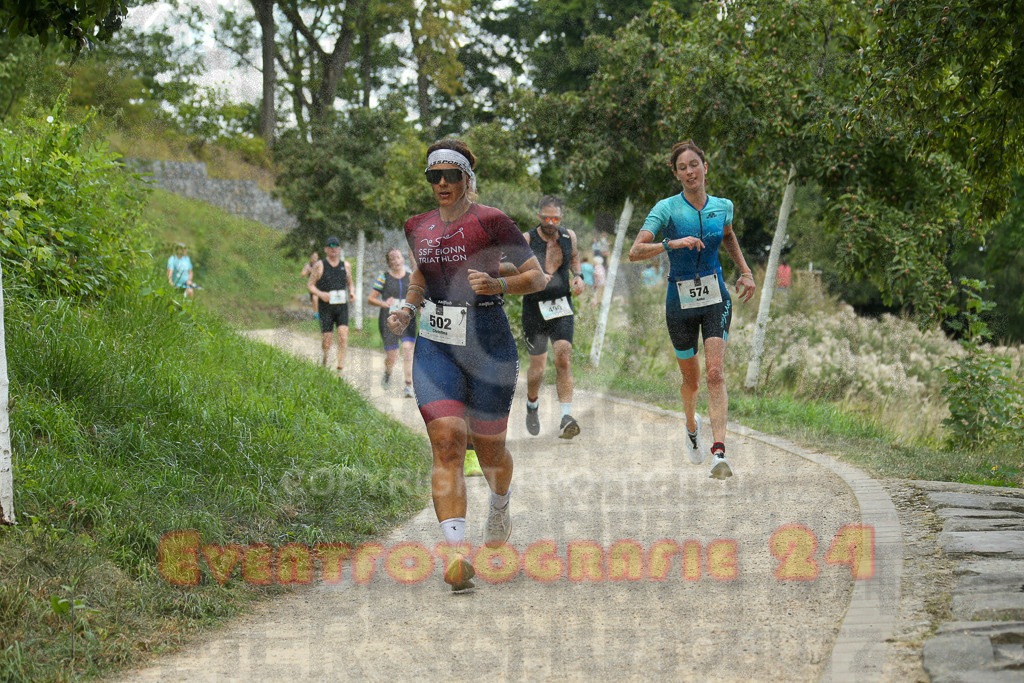 250824_1402_EX1_4736 | Sportfotografie im Rhein-Sieg Kreis, Köln, Bonn, NRW, Rheinland Pfalz, Hessen, etc. Unser Tätigkeitsfeld umfasst den Laufsport vom Volkslauf über den Marathon, Duathlon, Triathon bis zum Ultralauf wie Kölnpfad Ultra oder Schindertrail.