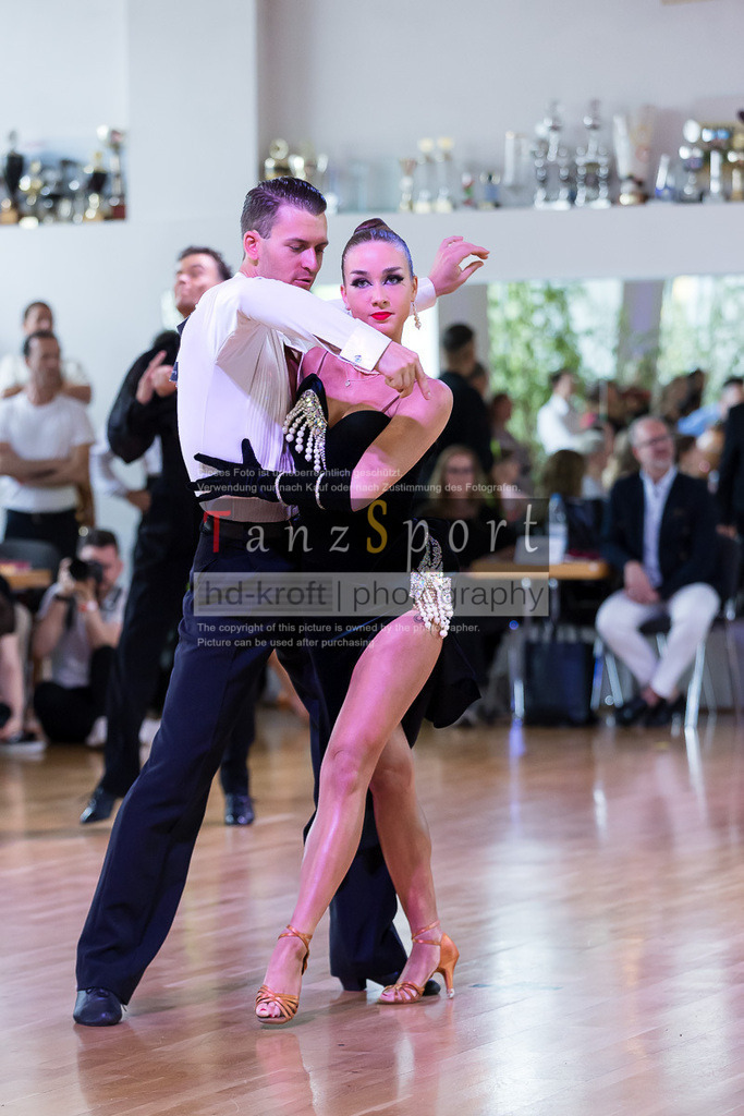 20240616_D-Cup-HGR-Latein_3057 | Tanzsportbilder, Standardtanz, Lateintanz, WDSF, DTV, LTVB, dancecomp, goc, hessen tanzt, blaues band der spree, walzer, tango, wiener walzer, slowfox, quickstepp, samba, rumba, cha-cha-cha, paso doble. jive, hd-kroft photography, turniertanzsport