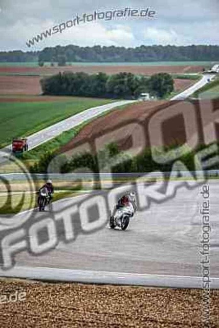 pubi5285 | Professionelle Fotos von Sportveranstaltungen, aber auch Hochzeiten und anderen Events. - Realisiert mit Pictrs.com