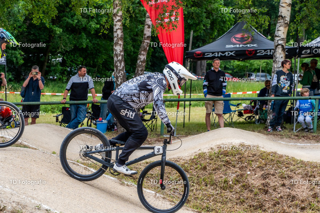 BayBMX2026-05302 | Fotogalerie von Thomas Dettweiler mit Eventbildern und lizenzfreien Fotos. Perfekt als Wandbild, für Büro, Website oder private Nutzung. - Realisiert mit Pictrs.com