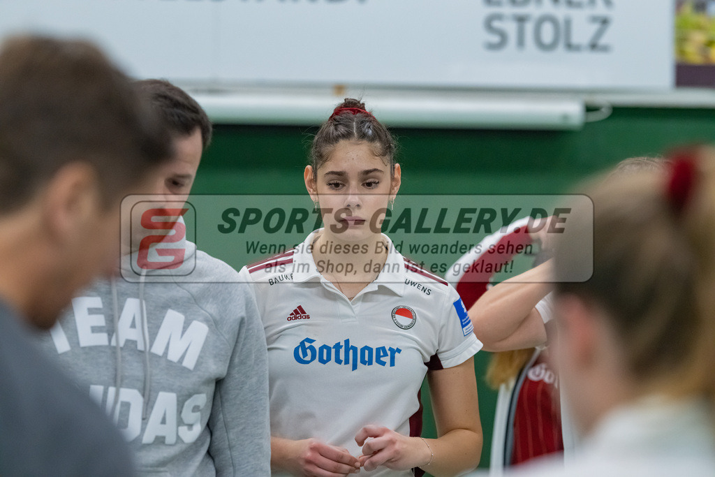 HK_20230128_103471 | 1. Bundesliga 1/4 Finale ( Damen ) Rot-Weiss Köln - Club an der Alster am 28.1.2023 Rot-Weiss Köln  , Köln , Fee Mazkour ( Rot-Weiss Köln #24 )