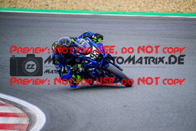 MaZZes_FotoMatrix_240531_6007705_3761 | R7